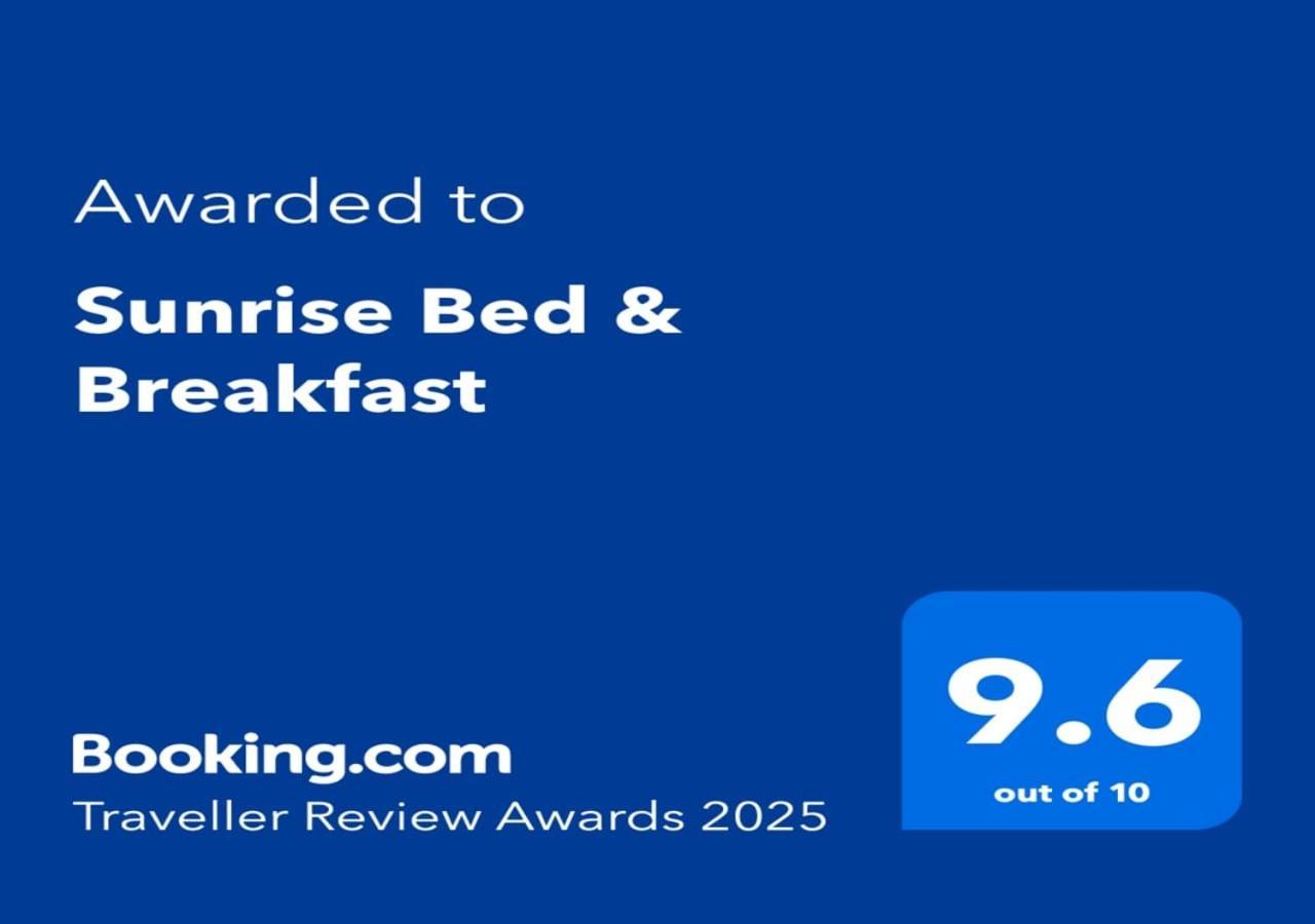 Sunrise Bed & Breakfast Khajurāho Екстериор снимка